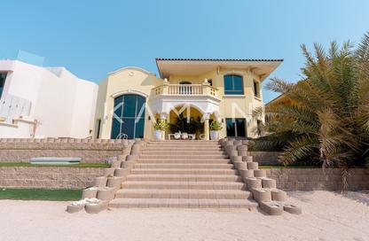 Villa - 4 Bedrooms - 5 Bathrooms for sale in Garden Homes Frond D - Garden Homes - Palm Jumeirah - Dubai