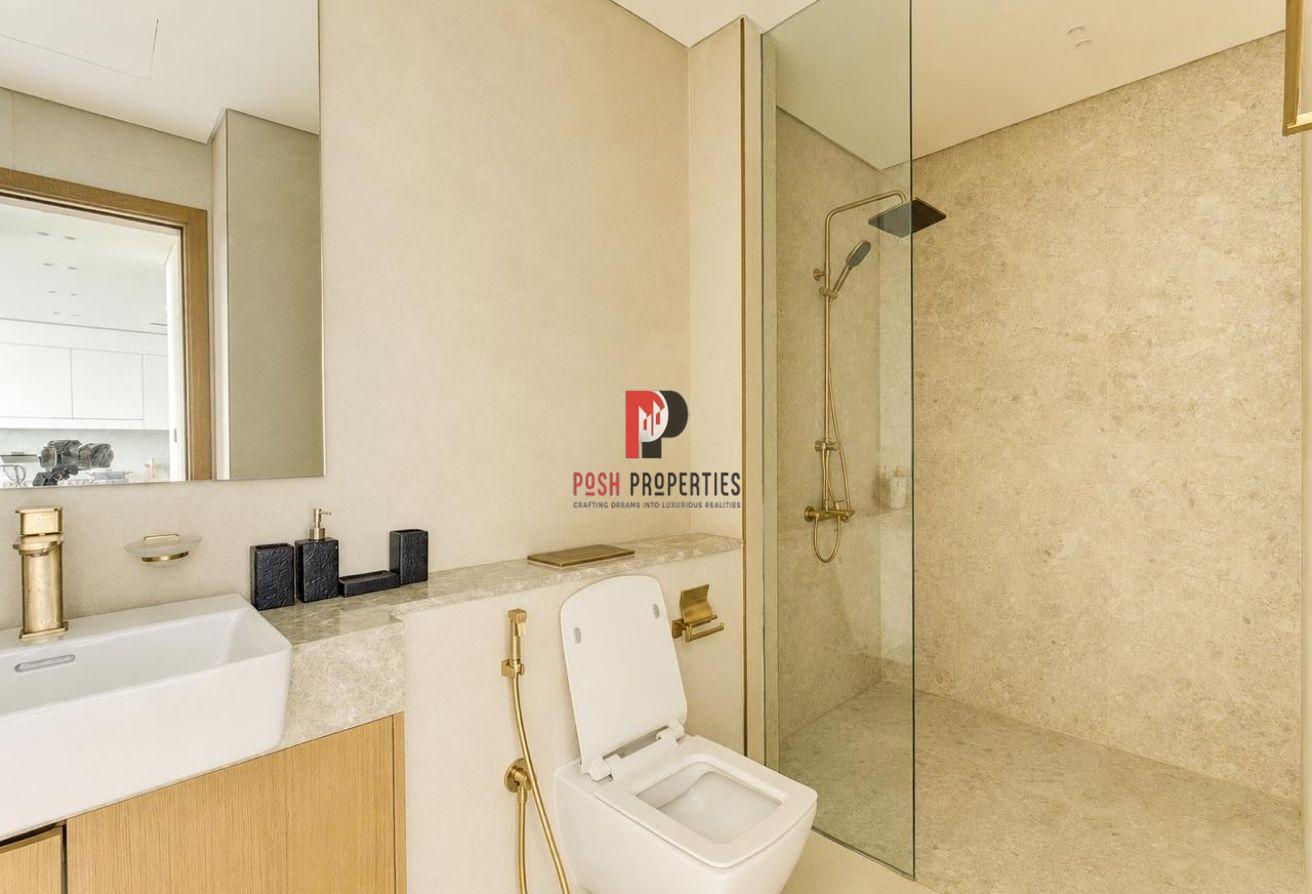 Multiple cheques l Fully furnished l Pool view photo 5