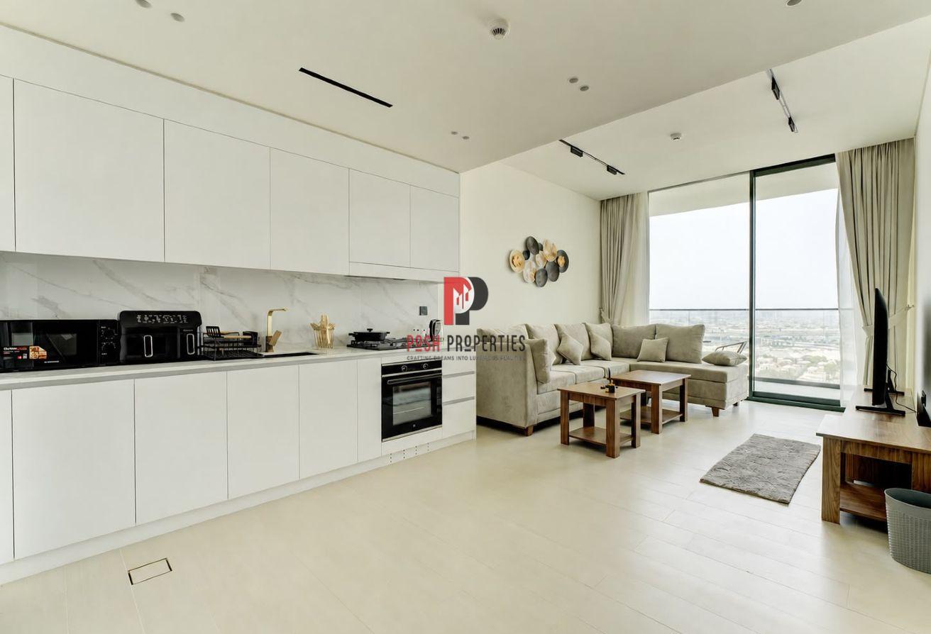 Multiple cheques l Fully furnished l Pool view photo 4