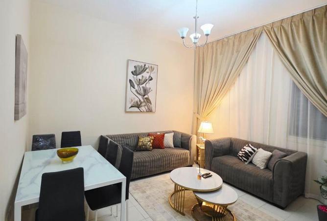 77399977 - Property Image 3