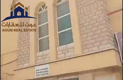 عمارة بالكامل - استوديو - 8 حمامات للبيع في النباعة - الشارقة