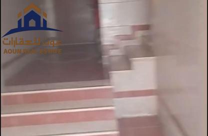 عمارة بالكامل - استوديو - 8 حمامات للبيع في النباعة - الشارقة