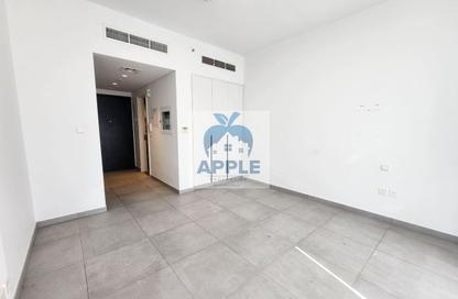 Apartment - Studio - 1 for rent in The Solo - Aljada - Sharjah