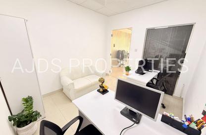 Office Space - Studio - 1 Bathroom for rent in Al Rostamani Building - Port Saeed - Deira - Dubai