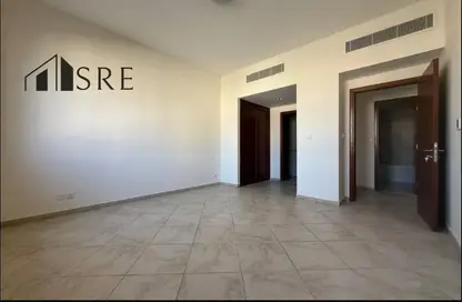 شقة - 2 غرف نوم - 3 حمامات للايجار في نورتون كورت 3 - قاعة نورتون - موتور سيتي - دبي