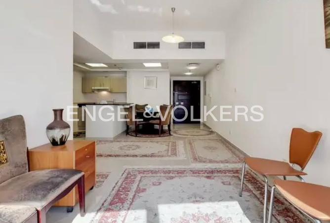 Furnished | Vacant Now | High Floor photo 3