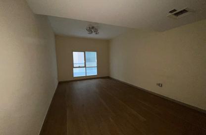 Apartment - 2 - 3 for rent in Al Majaz 2 - Al Majaz - Sharjah Apartment - 2 - 3 for rent in Al Majaz 2 - Al Majaz - Sharjah