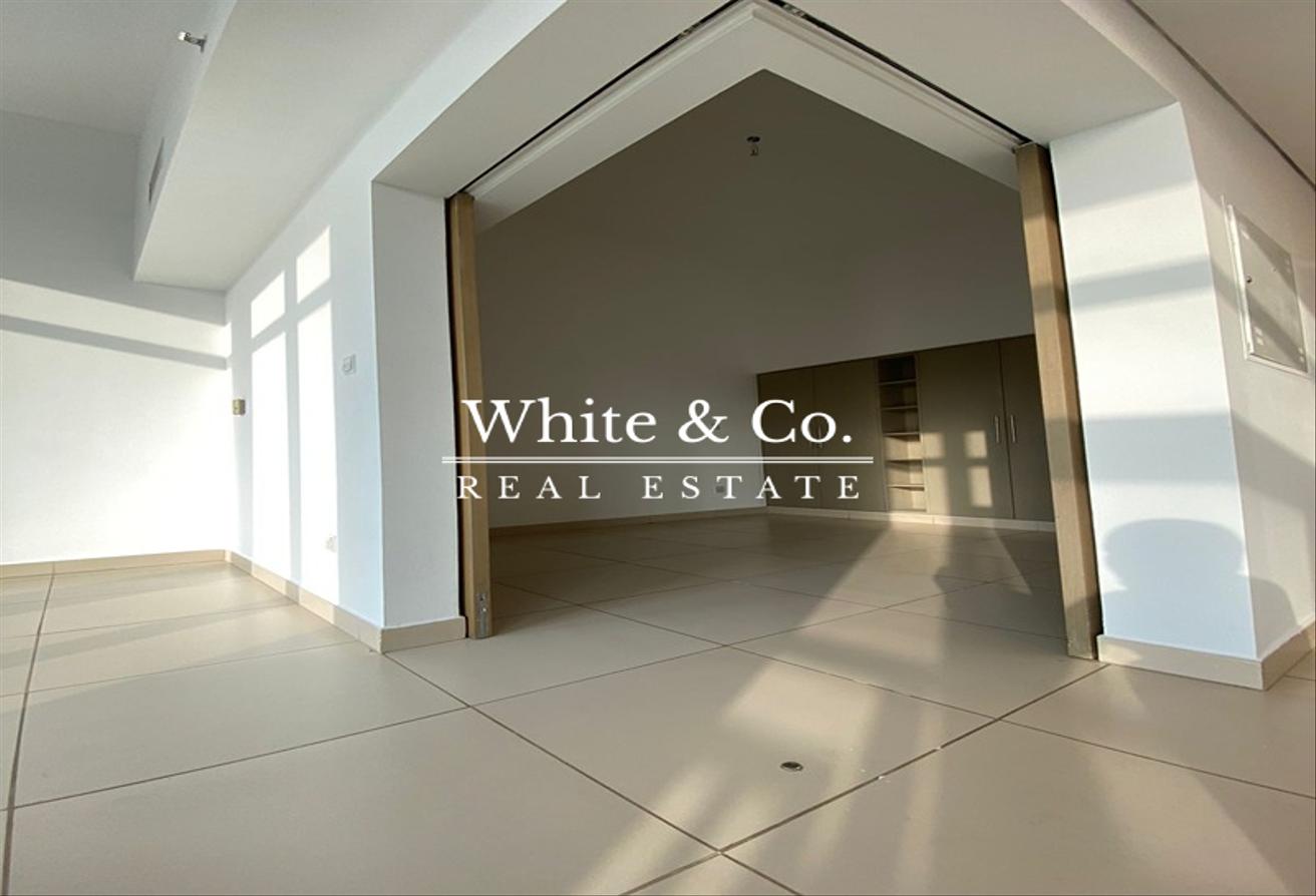 Open Plan Layout | 1 Bed | Unfurnished photo 9