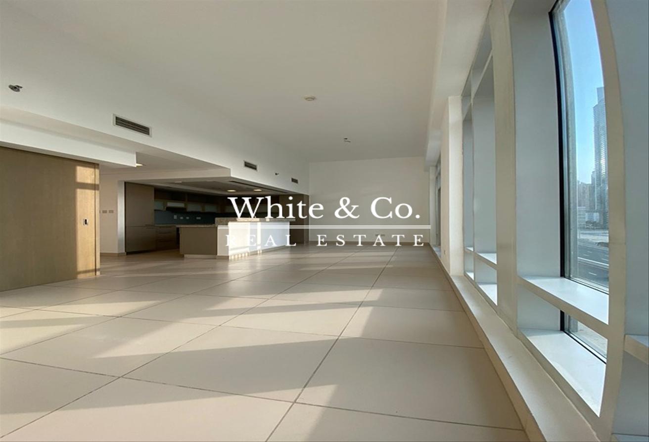 Open Plan Layout | 1 Bed | Unfurnished photo 5