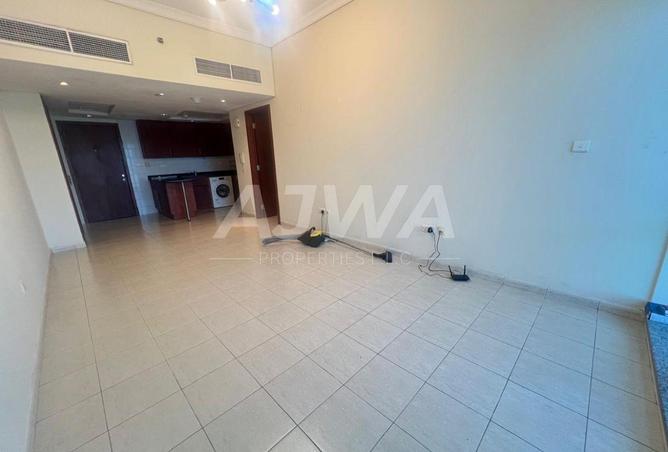 74622007 - Property Image 2