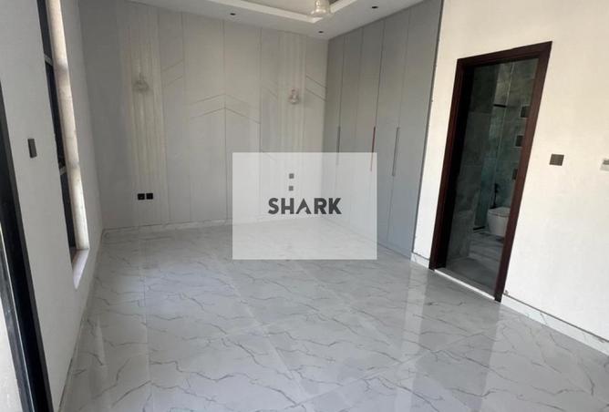 55740960 - صورة العقار 2