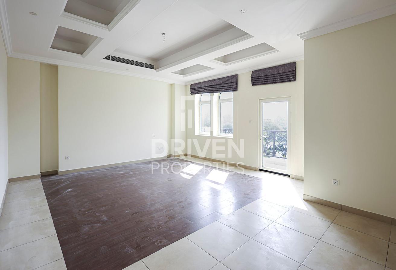 Huge Layout | Park Facing and Near Spinneys photo 6