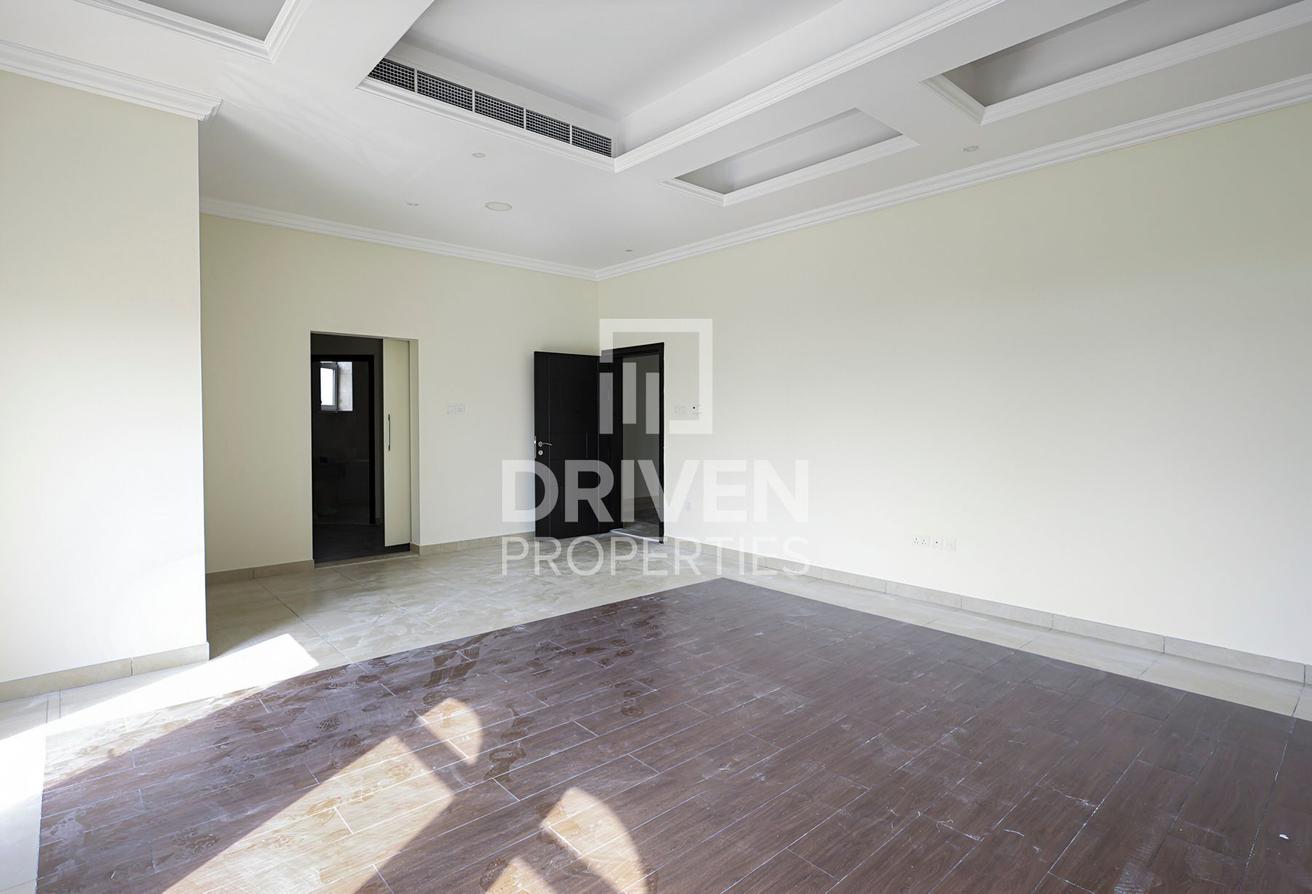 Huge Layout | Park Facing and Near Spinneys photo 7