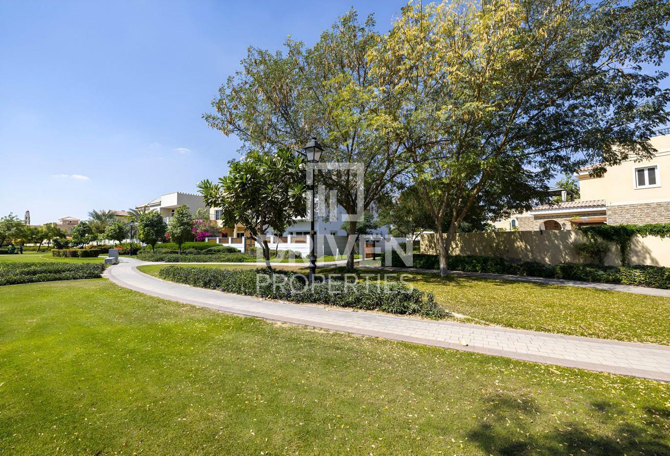 Huge Layout | Park Facing and Near Spinneys photo 13