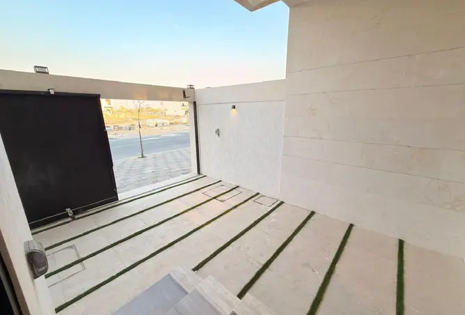 145528962 - Property Image 2