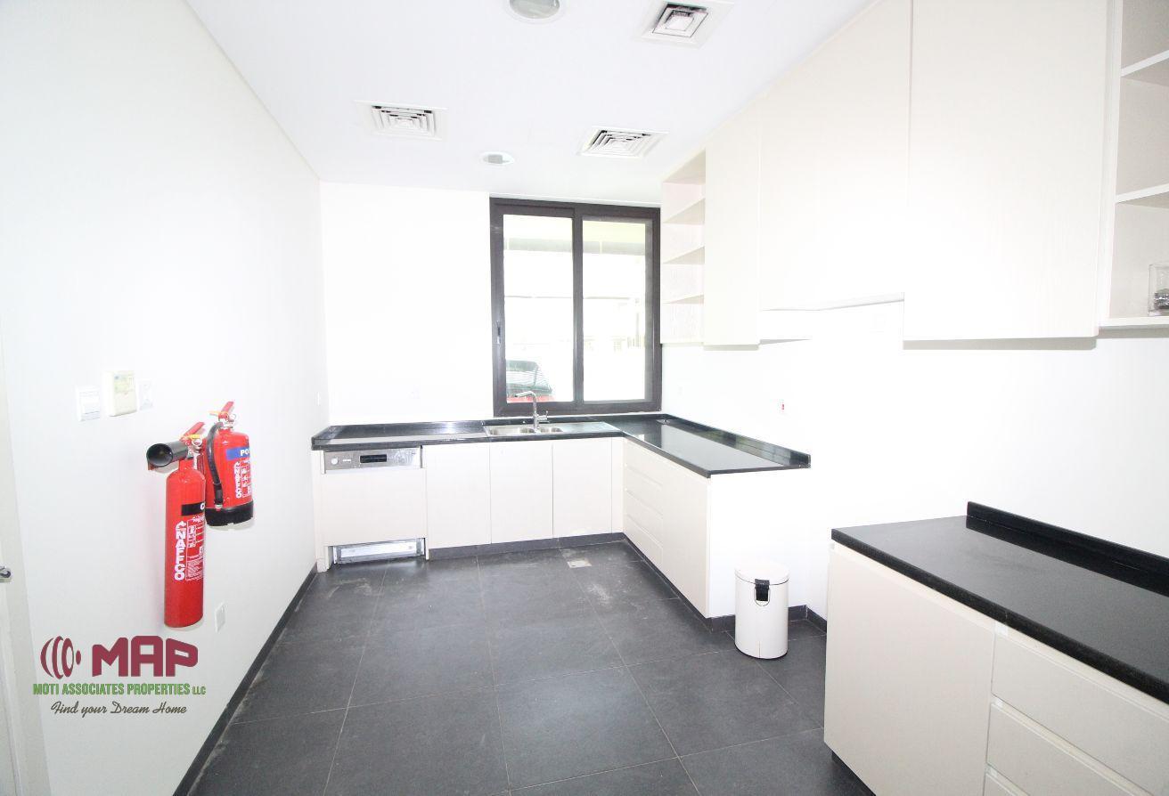 3-Bedroom Townhouse | Prime Location | Vastu Unit photo 5
