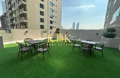 شقة - 1 حمام للايجار في جولدن دريم برج 1 - منطقة 18 - قرية جميرا الدائرية - دبي