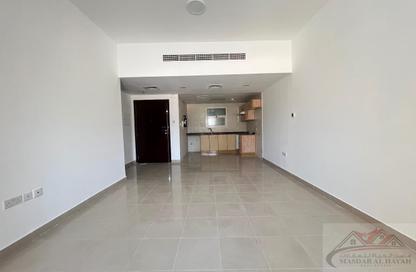 Apartment - 1 - 1 for rent in Lootah Tower - Al Nahda - Sharjah