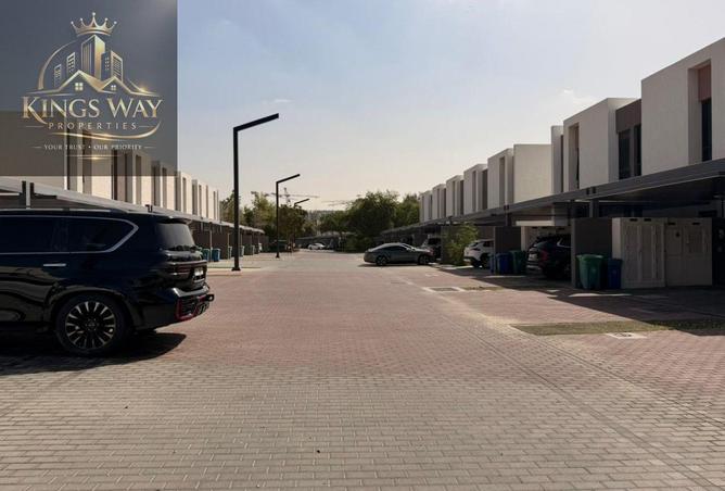 70671203 - صورة العقار 2