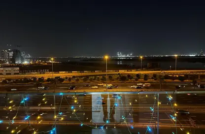 شقة - غرفة نوم - 2 حمامات للايجار في عزيزي فواد ريزيدنس - 2 مدينة دبي الطبية - الجداف - دبي