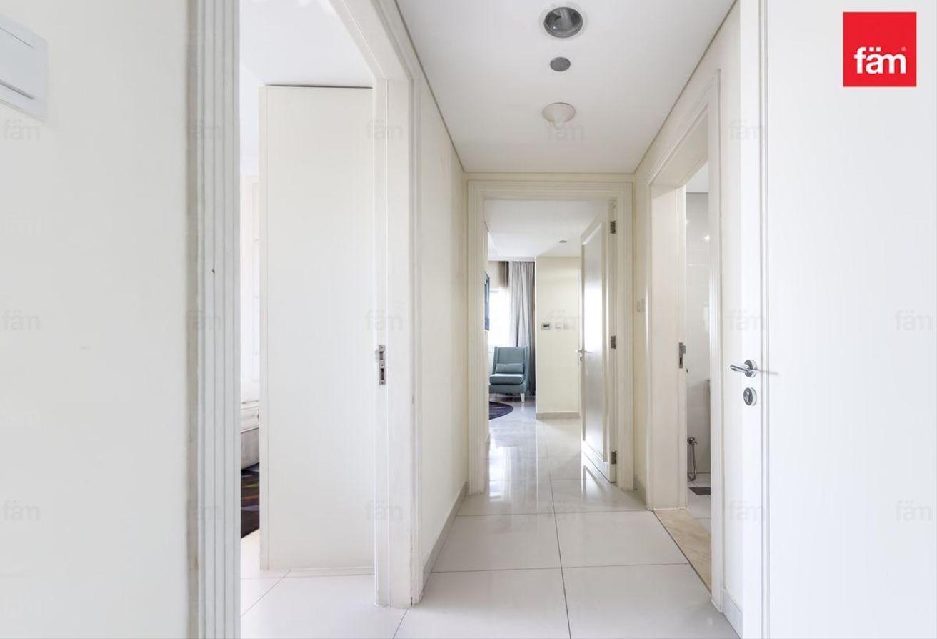 Furnished | Spacious | High Floor | Luxury Unit photo 11