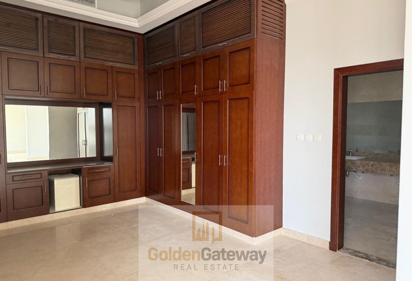 Independent villa| Private pool| Prime location photo 15