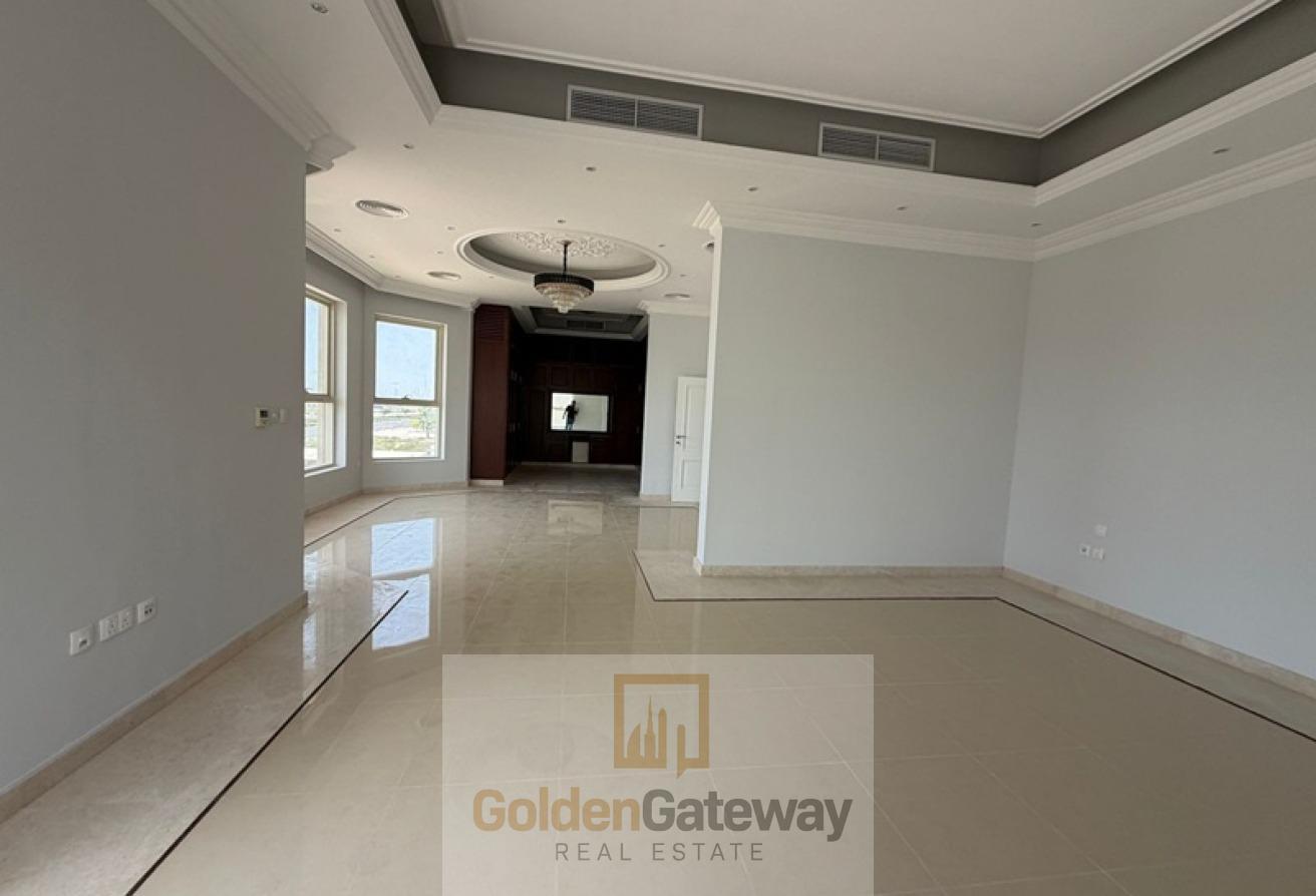 Independent villa| Private pool| Prime location photo 11