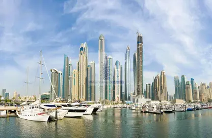 Apartment - 3 Bedrooms - 3 Bathrooms for sale in Palace Beach Residence Tower 2 - Palace Beach Residence - EMAAR Beachfront - Dubai Harbour - Dubai
