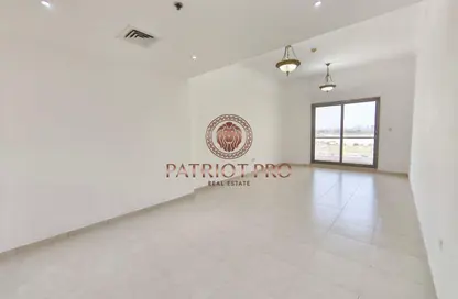 Apartment - 2 Bedrooms - 2 Bathrooms for rent in Al Asmawi Building - Barsha Heights (Tecom) - Dubai