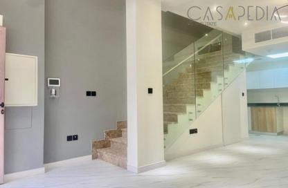 Townhouse - 1 - 2 for rent in Rukan 3 - Rukan - Dubai