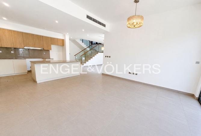 132943005 - Property Image 2
