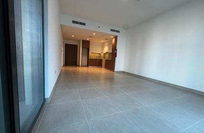 Apartment - 1 Bedroom - 1 Bathroom for sale in Seagate Building 1 - Seagate - Mina Rashid - Dubai