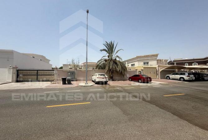 123844580 - Property Main Image
