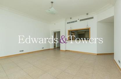 Apartment - 2 Bedrooms - 3 Bathrooms for rent in Al Shahla - Shoreline Apartments - Palm Jumeirah - Dubai