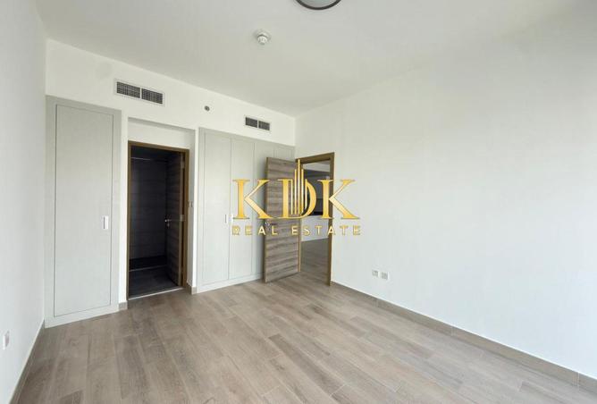 103715427 - Property Image 2