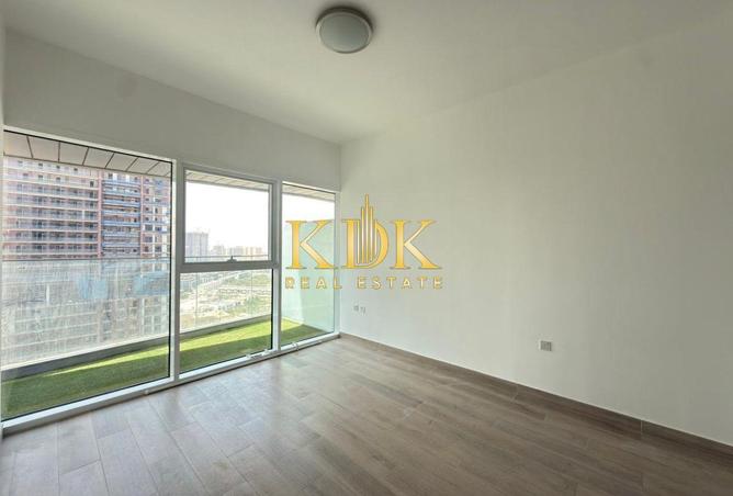 103715427 - Property Image 3
