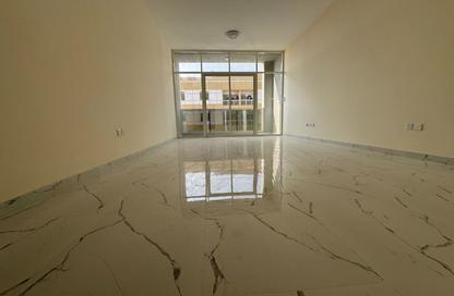 Apartment - 2 - 3 for rent in Al Jurf 3 - Al Jurf - Ajman