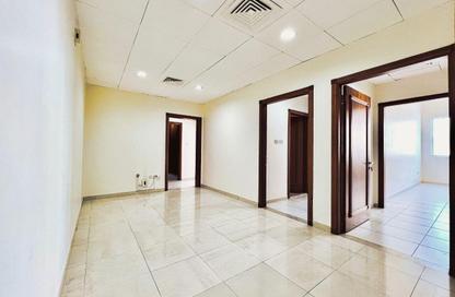 Apartment - 3 Bedrooms - 5 Bathrooms for rent in Electra Street - Abu Dhabi Apartment - 3 Bedrooms - 5 Bathrooms for rent in Electra Street - Abu Dhabi