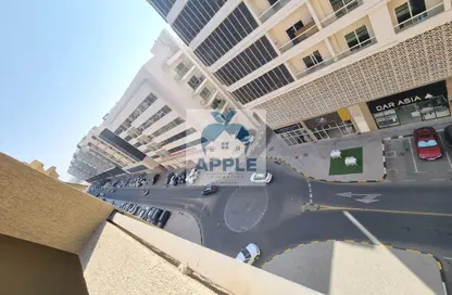 Apartment - 3 Bedrooms - 3 Bathrooms for rent in Muwailih Building - Muwaileh - Sharjah