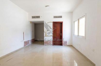 Apartment - Studio - 1 for rent in Bu Tina - Al Sharq - Sharjah