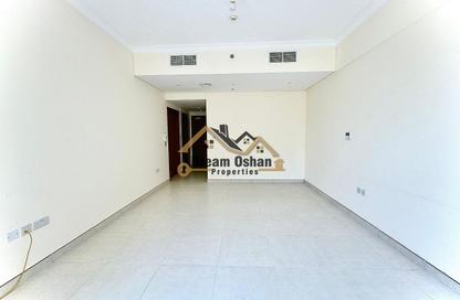 Apartment - 1 Bedroom - 2 Bathrooms for rent in Liwa Residence - Dubai Silicon Oasis - Dubai