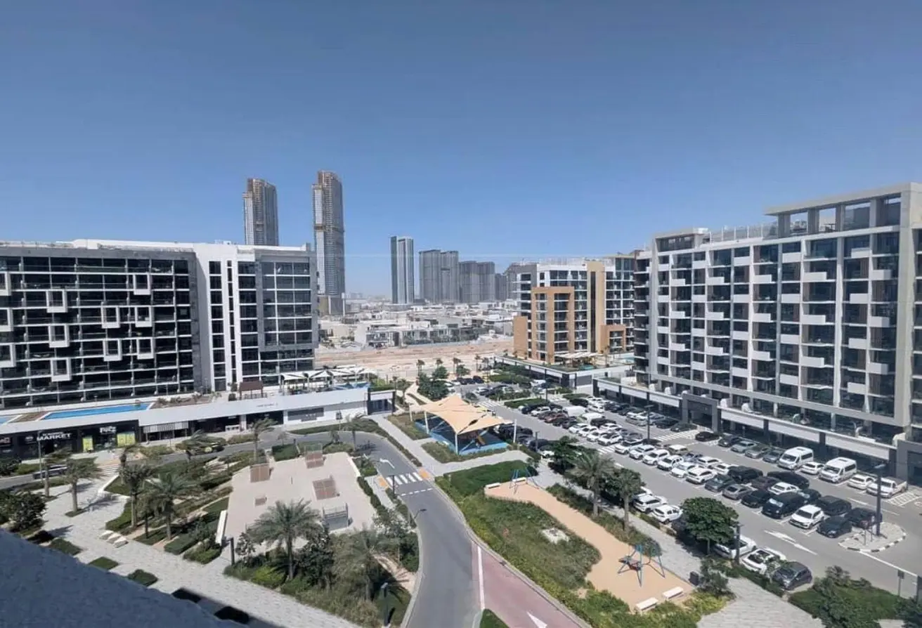 98251127 - Property Main Image