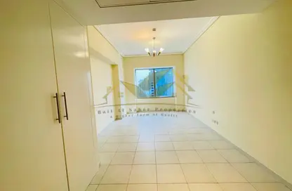 Apartment - 2 Bedrooms - 3 Bathrooms for rent in 21st Century Tower - Sheikh Zayed Road - Dubai