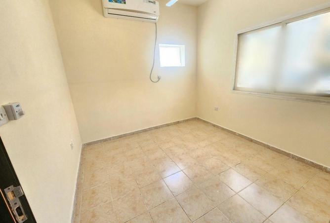 77401829 - Property Image 2