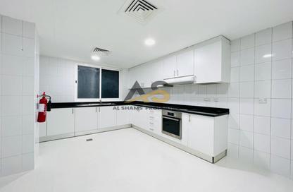 Apartment - 3 Bedrooms - 3 Bathrooms for rent in Golden Sands 7 - Al Mankhool - Bur Dubai - Dubai Apartment - 3 Bedrooms - 3 Bathrooms for rent in Golden Sands 7 - Al Mankhool - Bur Dubai - Dubai