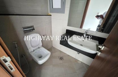 Apartment - 1 Bedroom - 2 Bathrooms for rent in Muwaileh 3 Building - Muwaileh - Sharjah