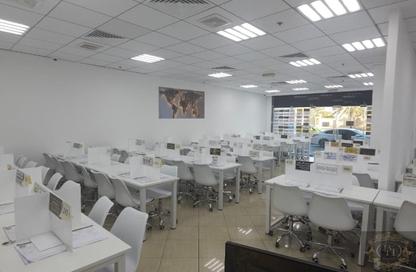 Office Space - Studio - 3 Bathrooms for rent in Al Dewan Towers - Al Nakhil 2 - Al Nakhil - Ajman
