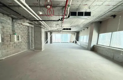 Office Space - Studio - 1 Bathroom for rent in Iris Bay - Business Bay - Dubai