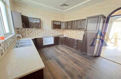 Villa - 5 - 6 for rent in Al Hooshi Villas - Hoshi - Al Badie - Sharjah Villa - 5 - 6 for rent in Al Hooshi Villas - Hoshi - Al Badie - Sharjah