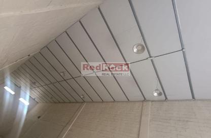 Warehouse - Studio - 4 Bathrooms for rent in Al Quoz Industrial Area 1 - Al Quoz Industrial Area - Al Quoz - Dubai
